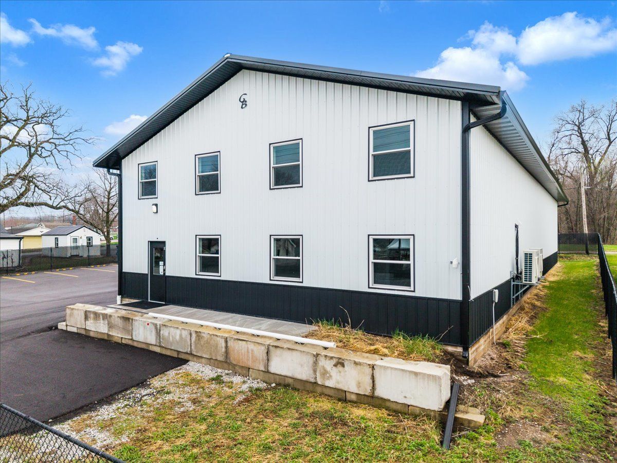 602 2nd Street, Andalusia, IL 61232