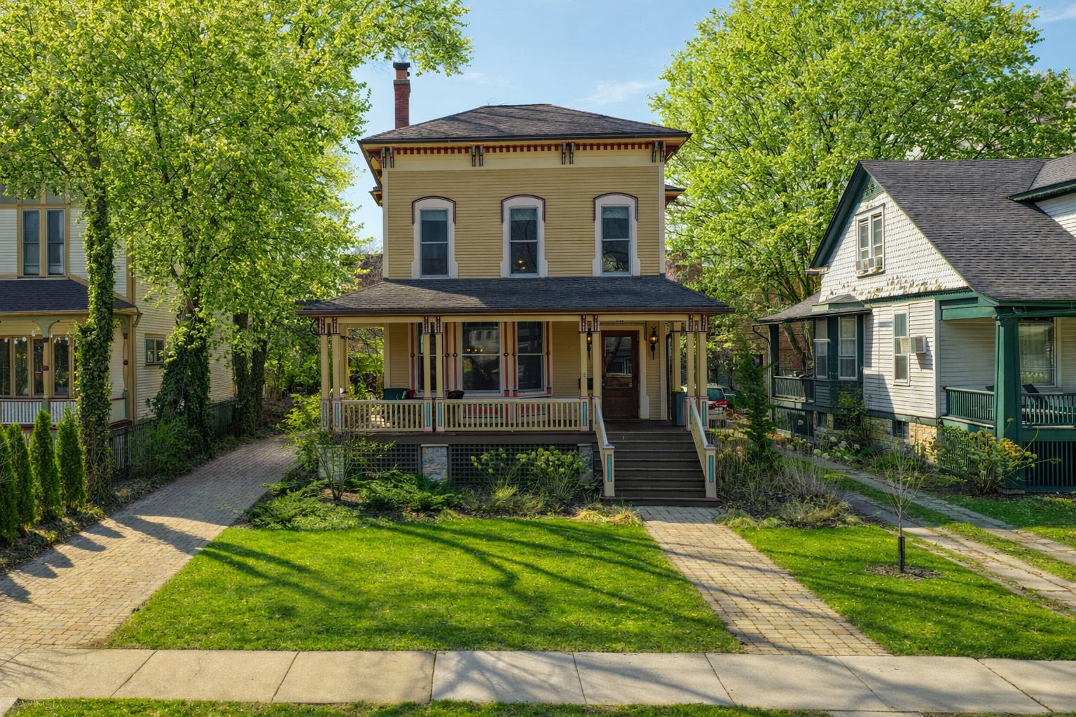 511 GROVE Avenue — Oak Park, IL 60302
