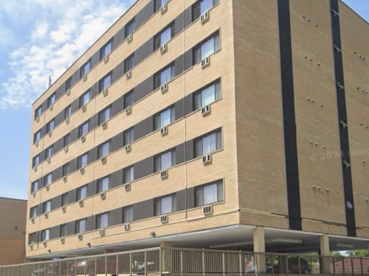 7300 North Avenue, Elmwood Park, IL 60707