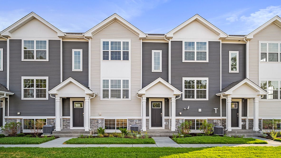 1403 Oakfield Lane — Pingree Grove, IL 60140