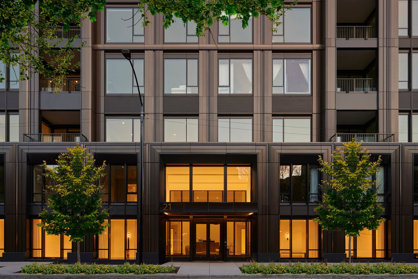 21 N May Street #503 — Chicago, IL 60607