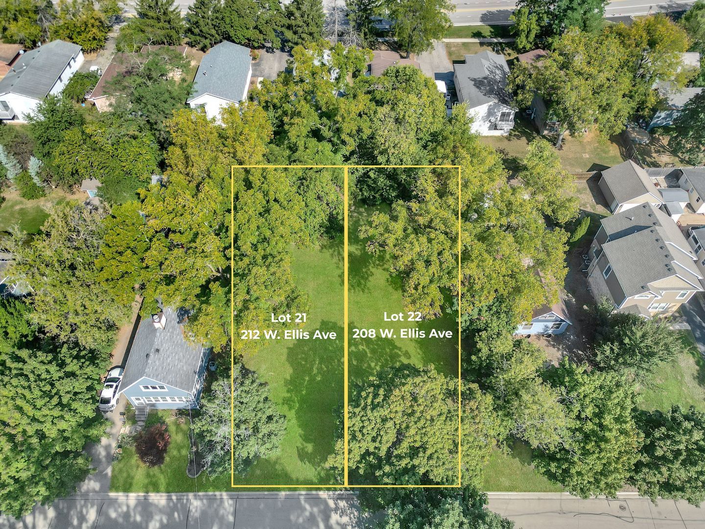 212 W Ellis Avenue — Libertyville, IL 60048