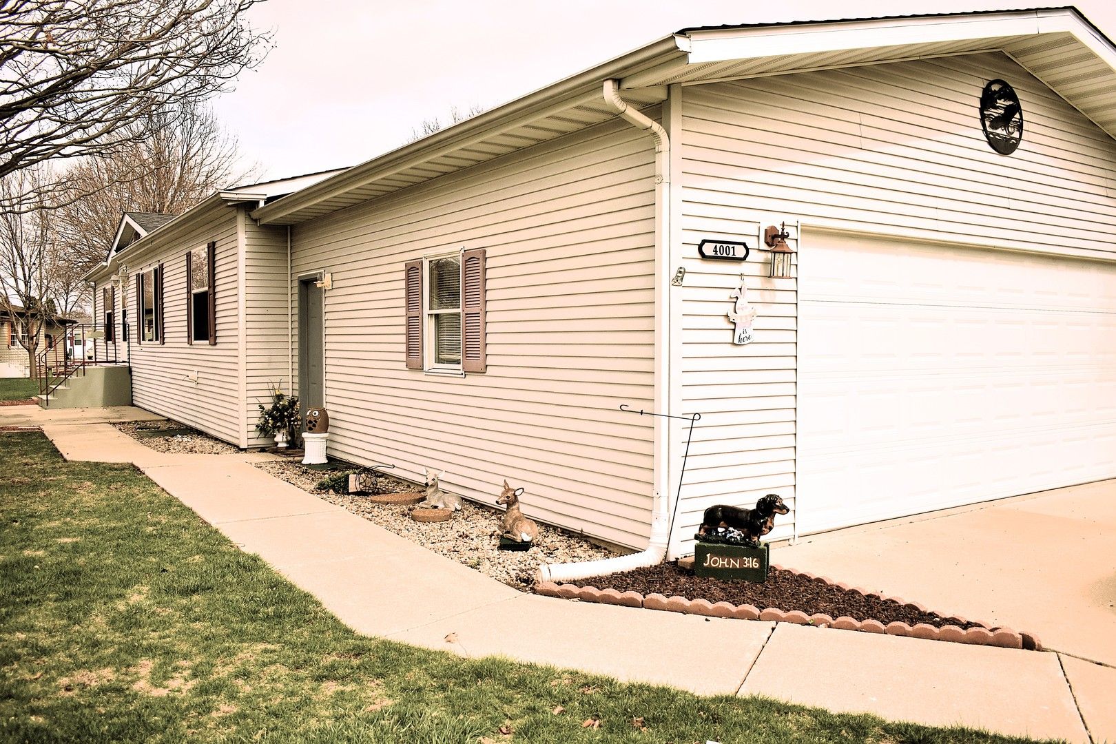4001 GREENSPIRE — Belvidere, IL 61008
