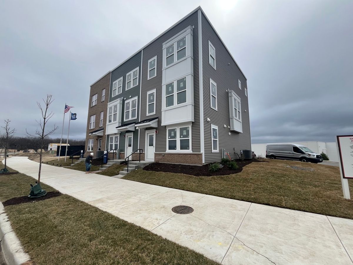 2635 Lohan Way, Hoffman Estates, IL 60192