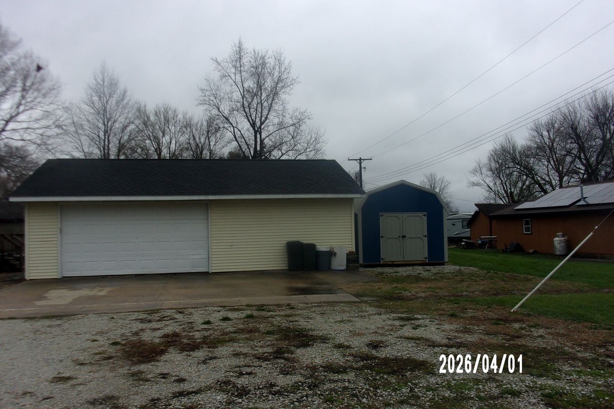 309 N Colfax Street, Crescent City, IL 60928