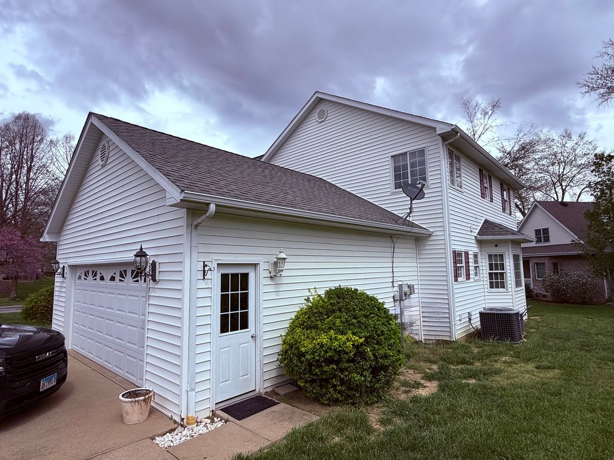 312 Cherokee Drive, Harrisburg, IL 62946