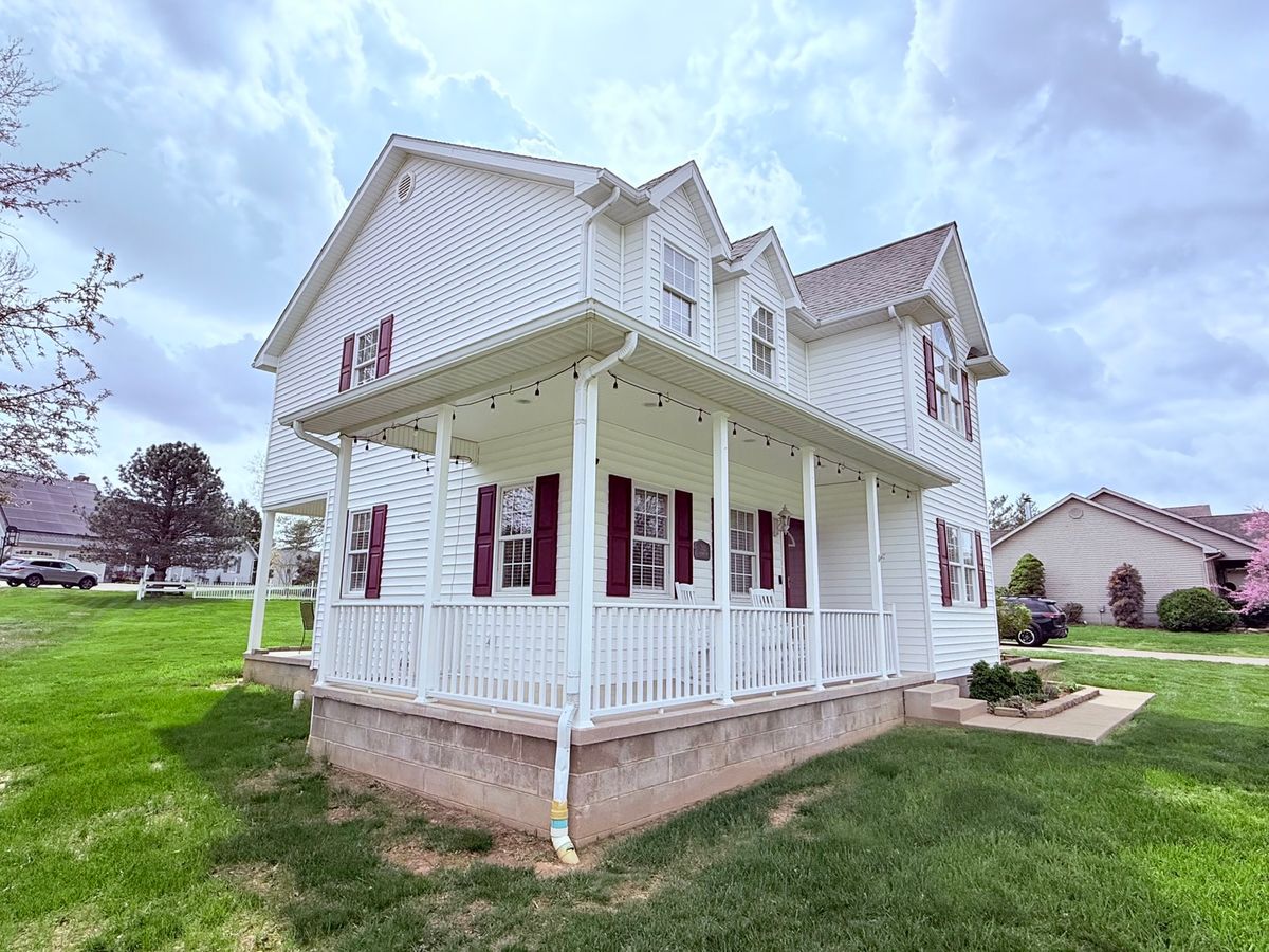 312 Cherokee Drive, Harrisburg, IL 62946