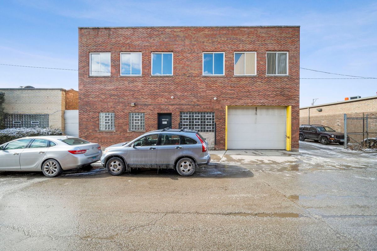 7740 Claremont Avenue, Chicago, IL 60620