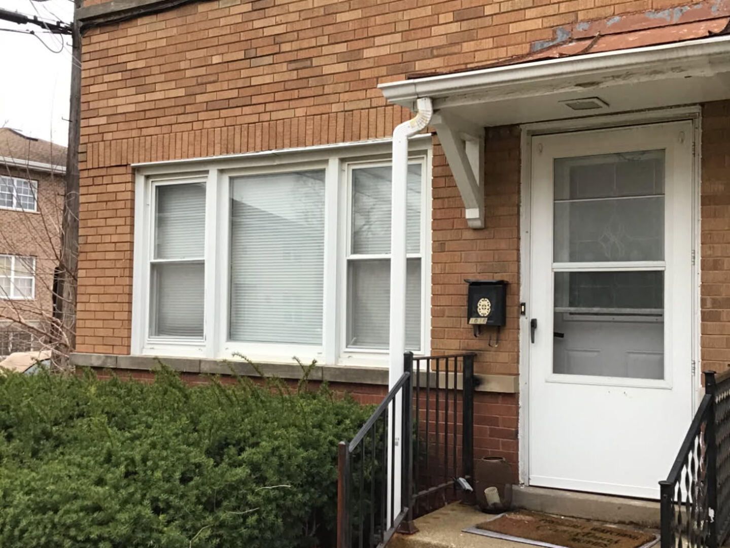 1036 Bellwood Avenue #f — Bellwood, IL 60104