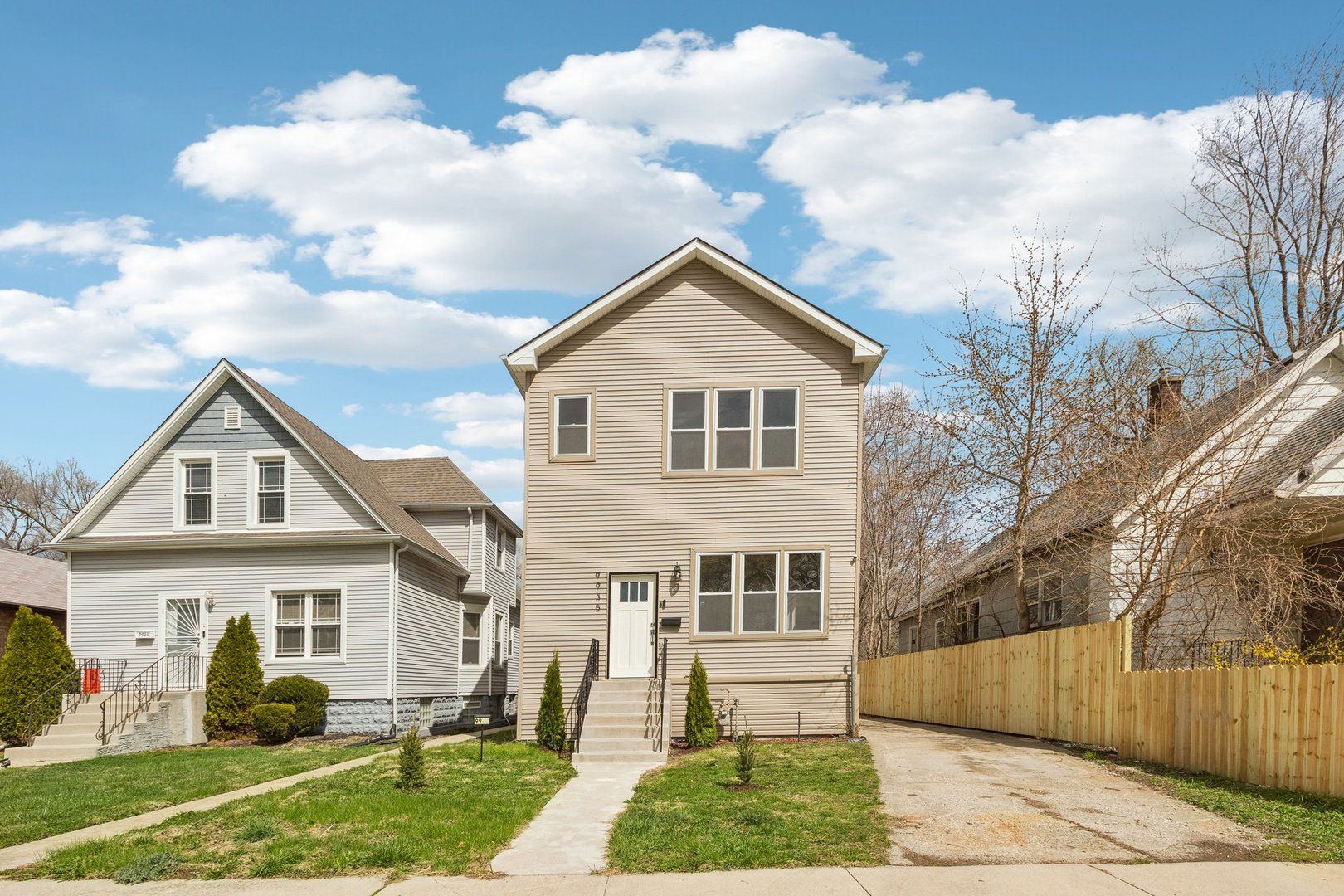 9935 S Winston Avenue — Chicago, IL 60643