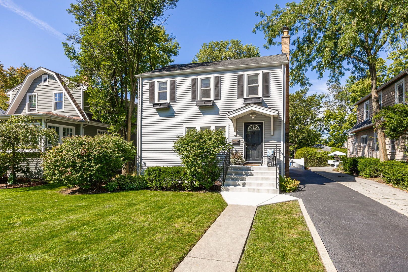 306 Northwood Road — Riverside, IL 60546