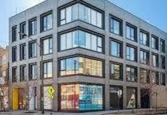 3462 Lincoln Avenue, Chicago, IL 60657