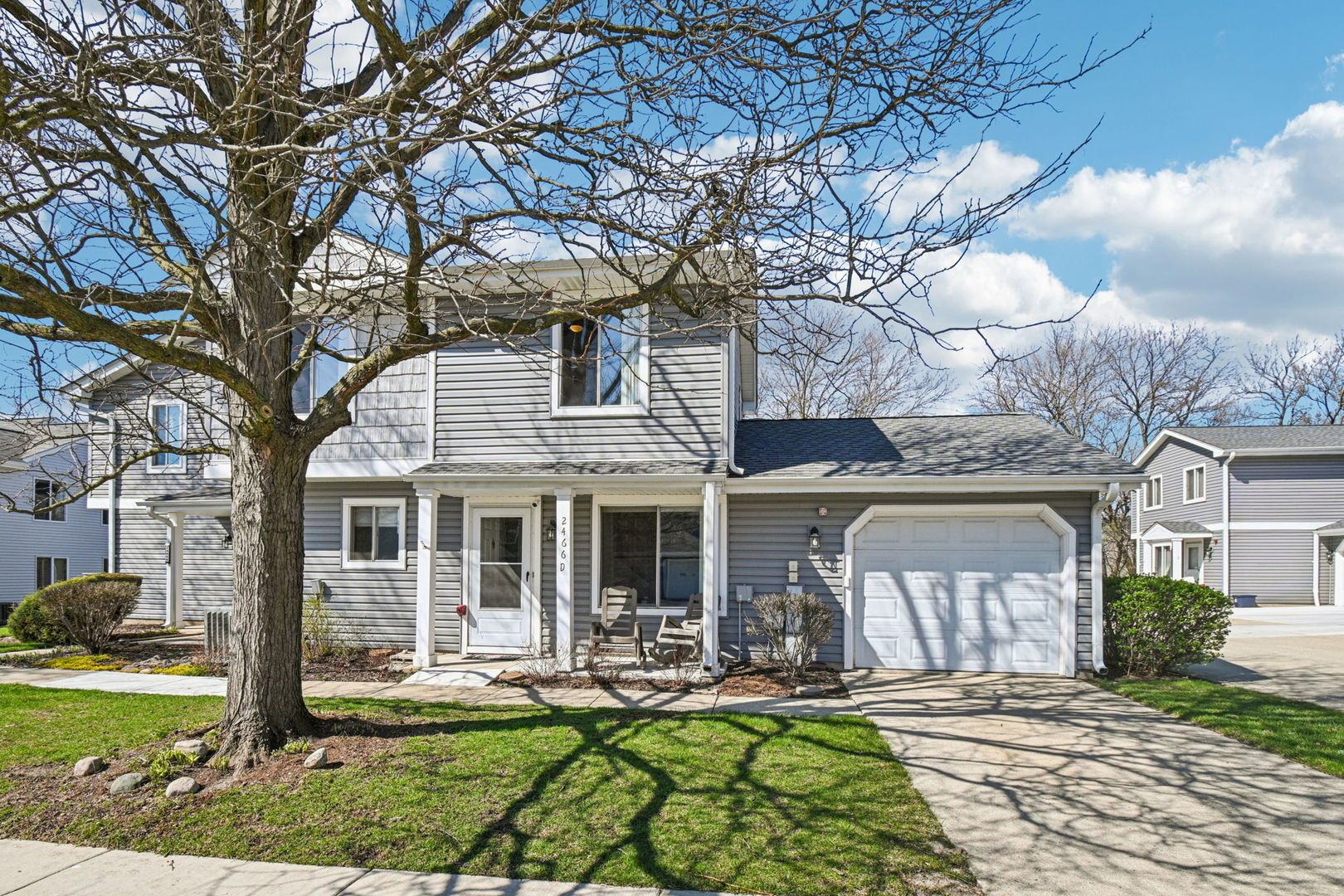 2466 BRUNSWICK Circle — Woodridge, IL 60517