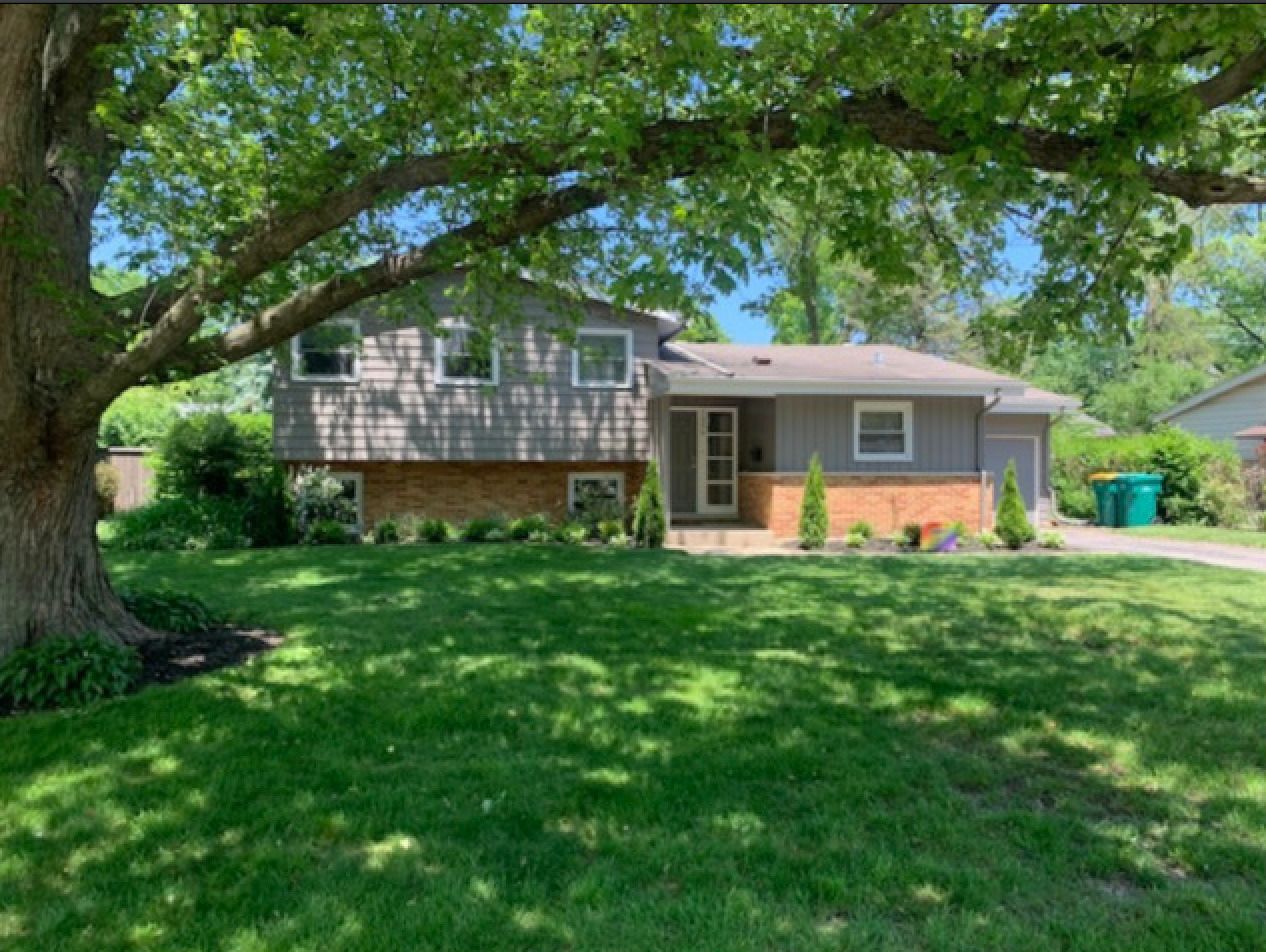 1006 BROOKSIDE Lane — Deerfield, IL 60015