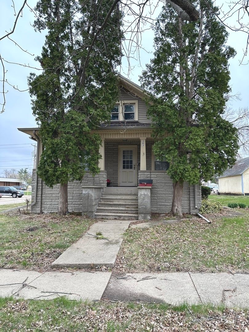 303 S Pleasant Street — Princeton, IL 61356