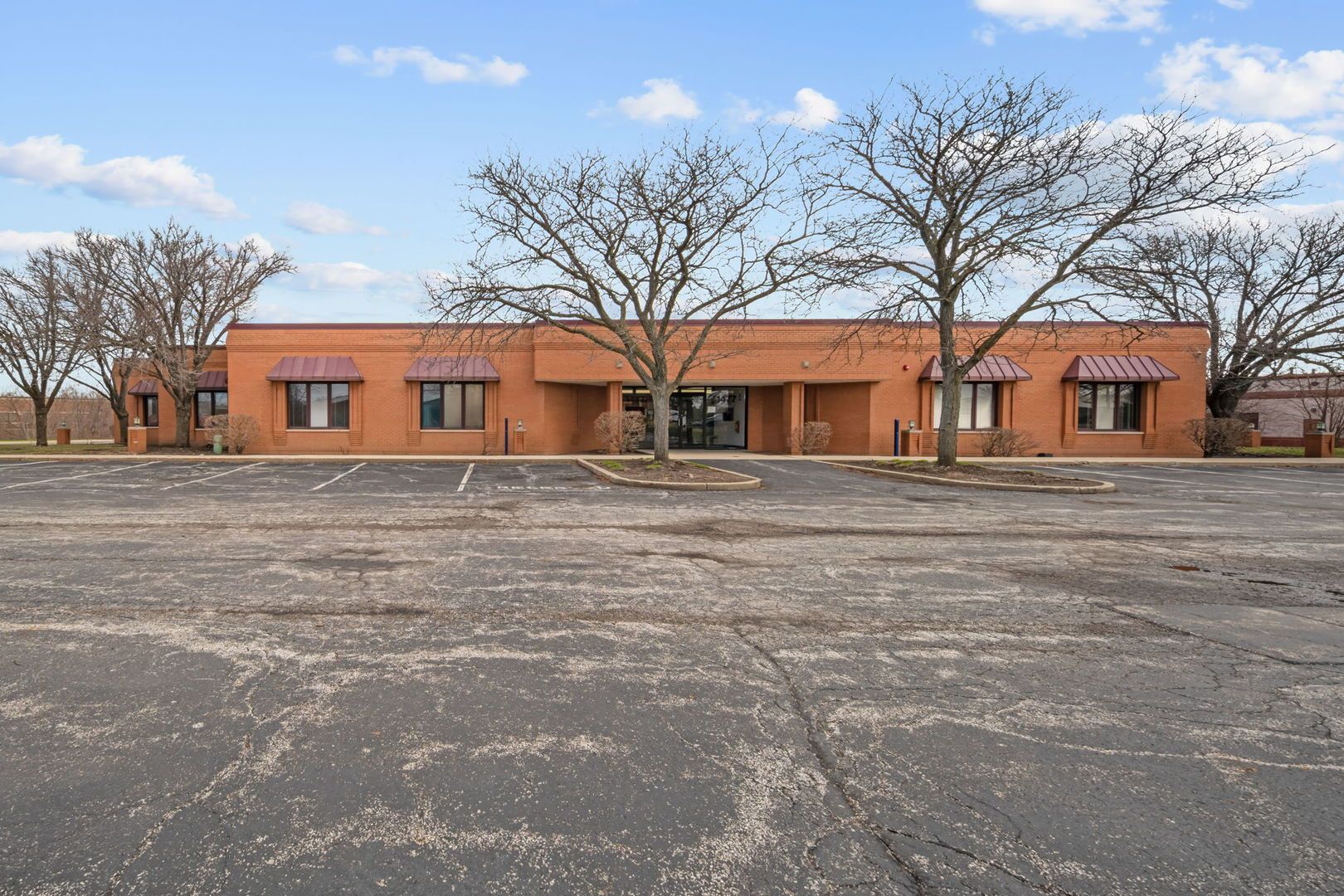 1477 Barclay Boulevard — Buffalo Grove, IL 60089