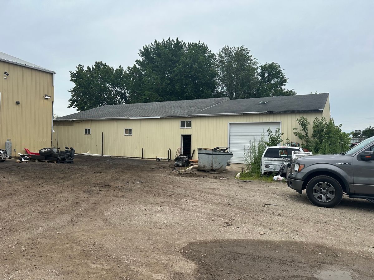 500 E Railroad Avenue, Leland, IL 60531