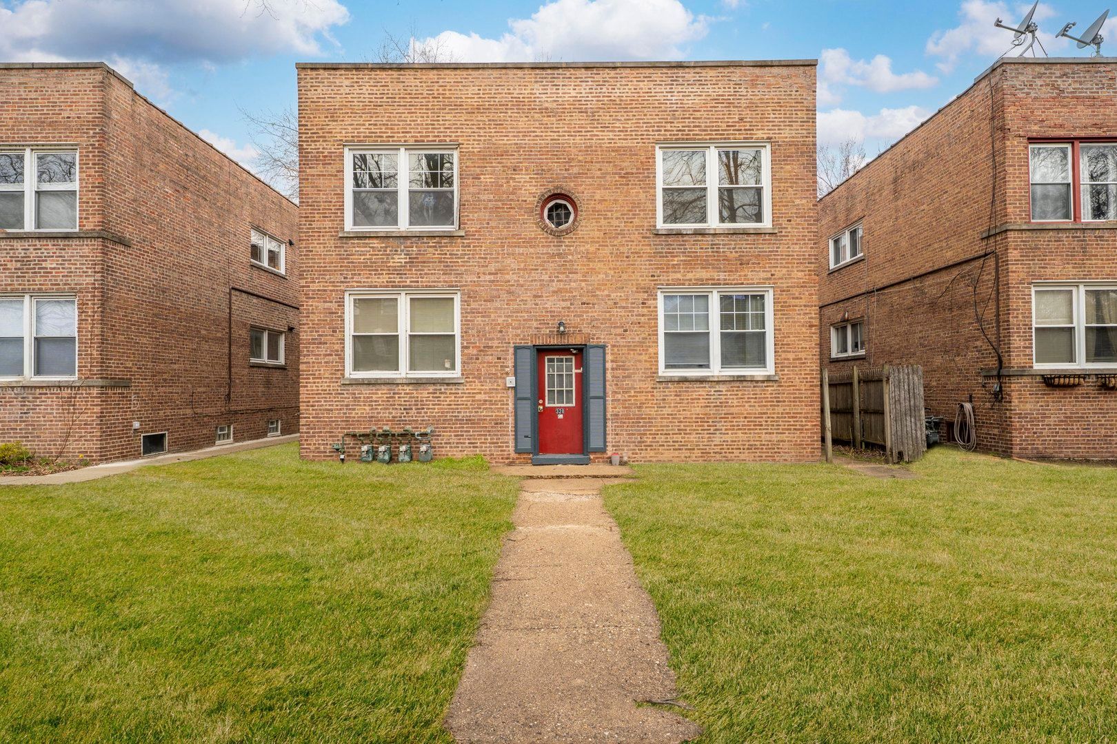 328 Callan Avenue #2S — Evanston, IL 60202
