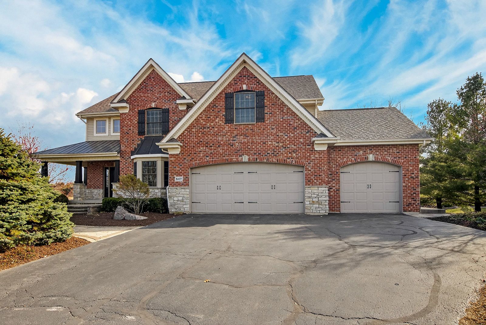 847 Stonegate Drive — Belvidere, IL 61008