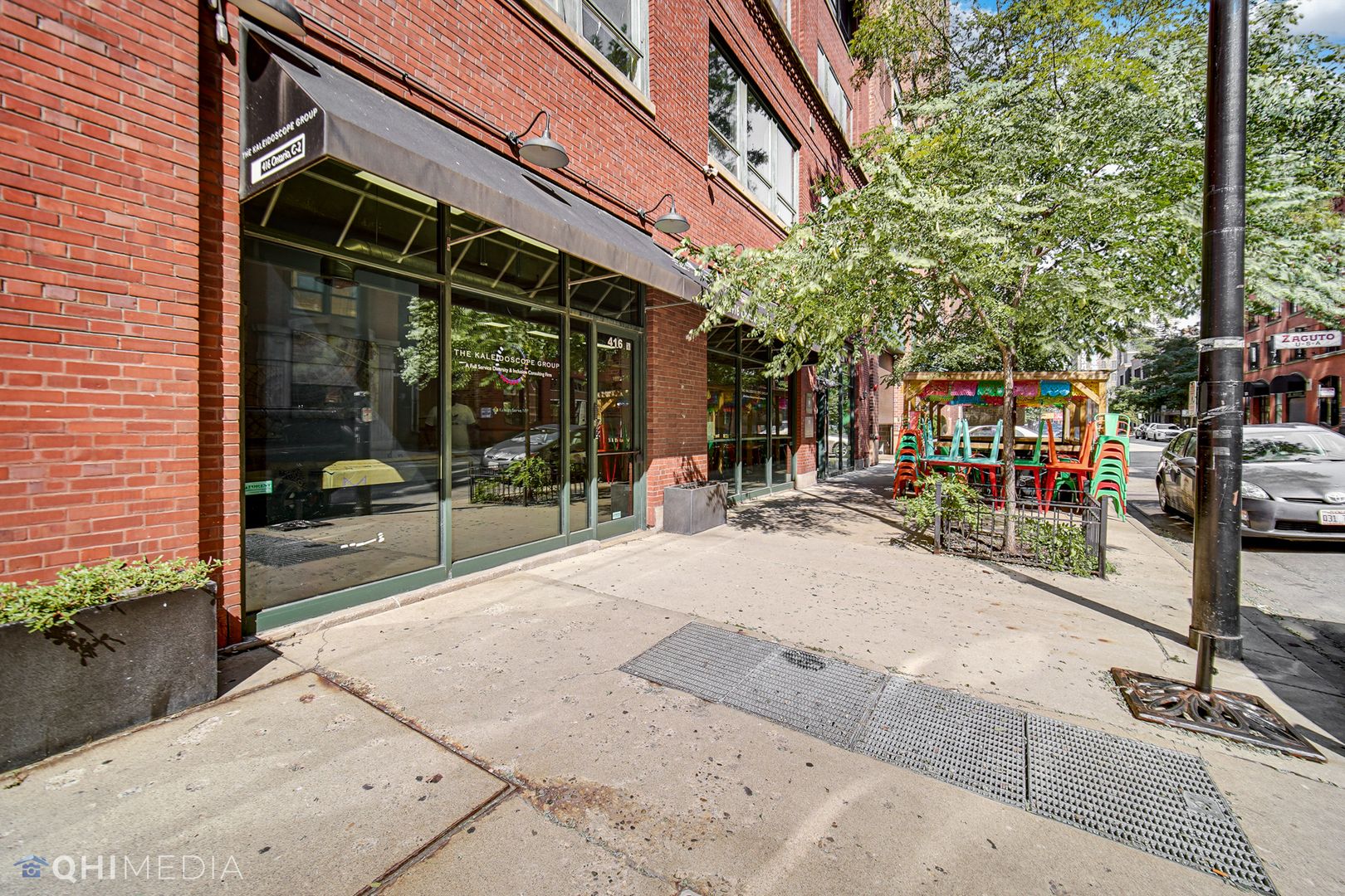 416 W Ontario Street #C-2 — Chicago, IL 60610