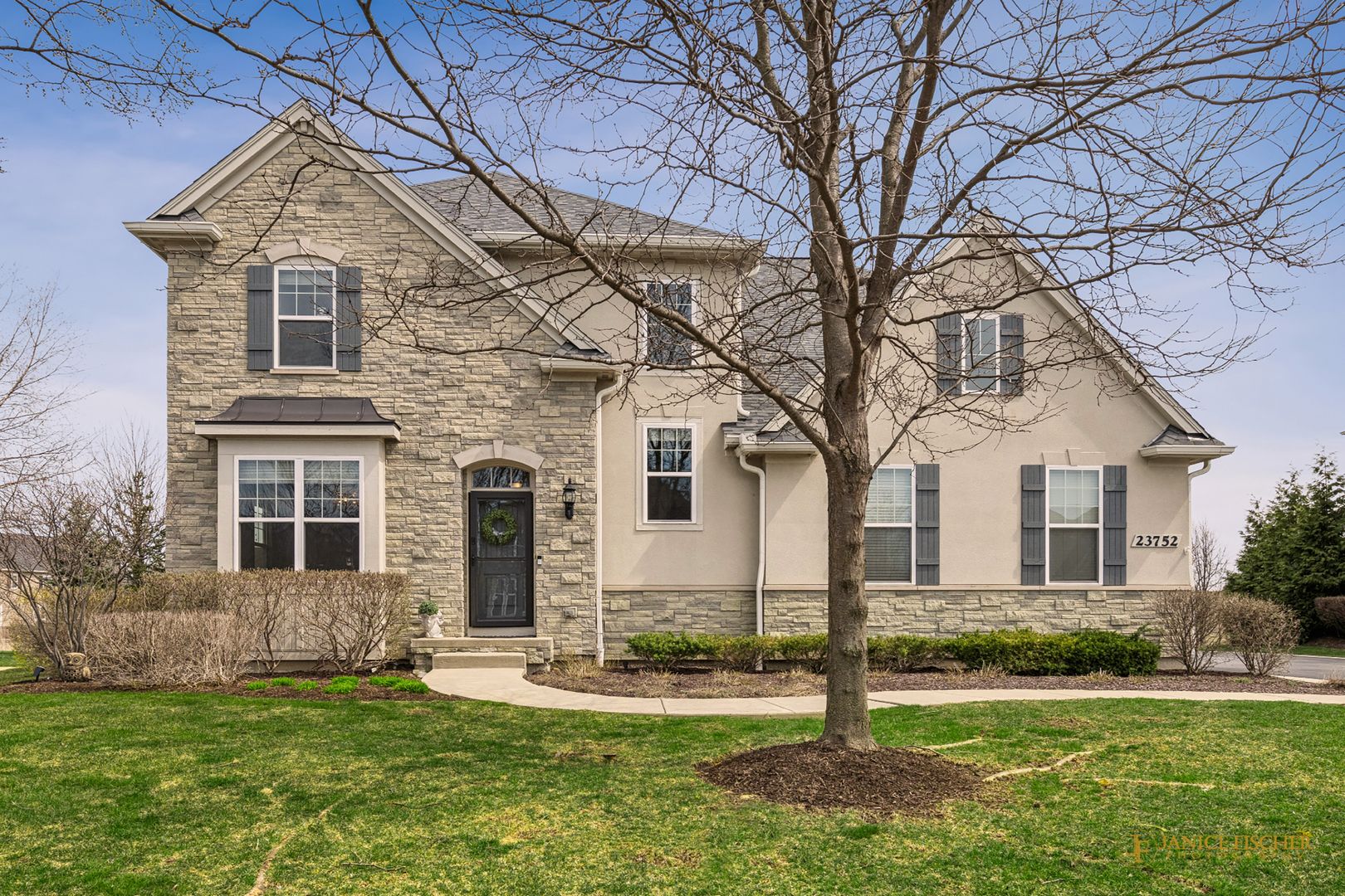 23752 N Sanctuary Club Drive — Kildeer, IL 60047