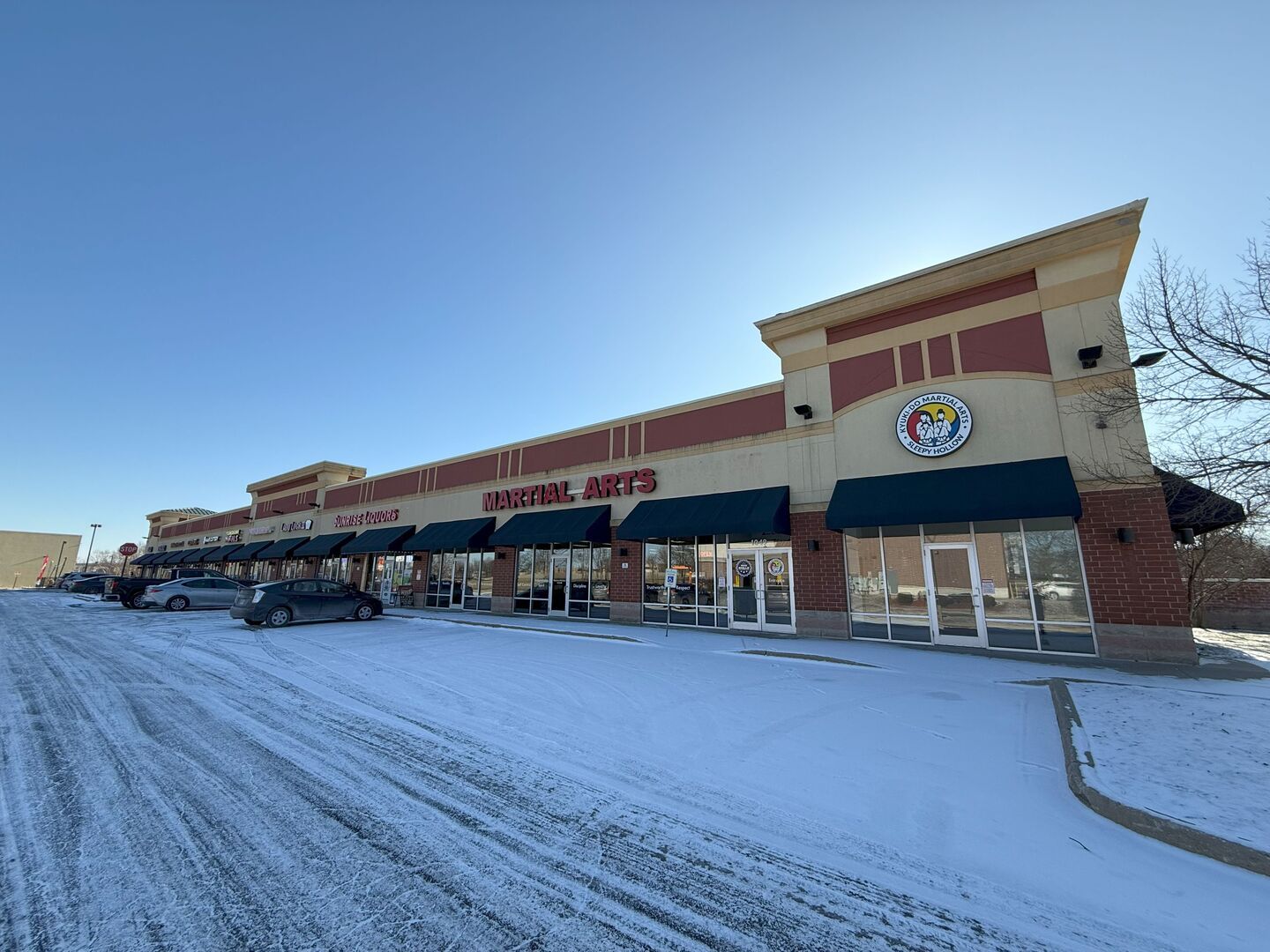 1049 W Main Street — Sleepy Hollow, IL 60118