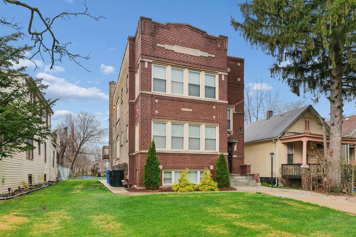 10226 Charles Street, Chicago, IL 60643