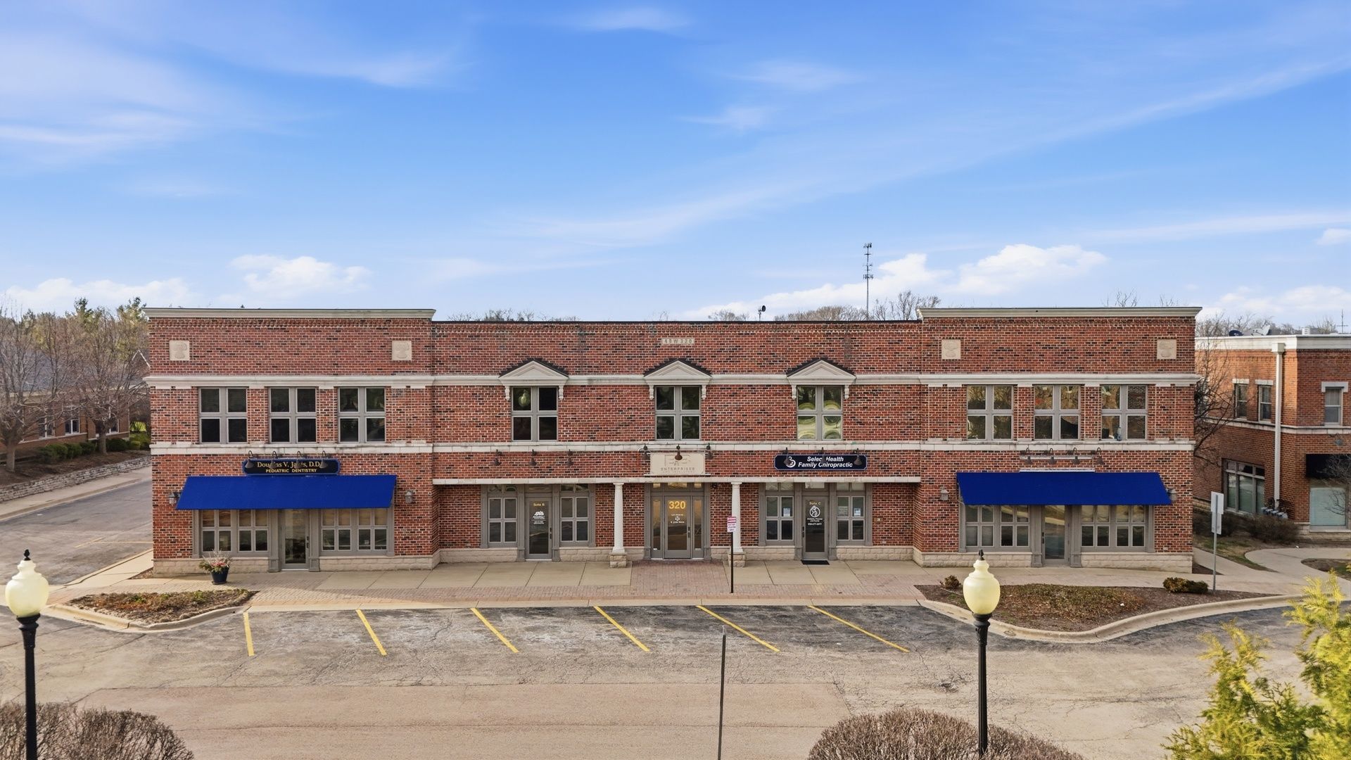 40W320 LaFox Road #E — St. Charles, IL 60175