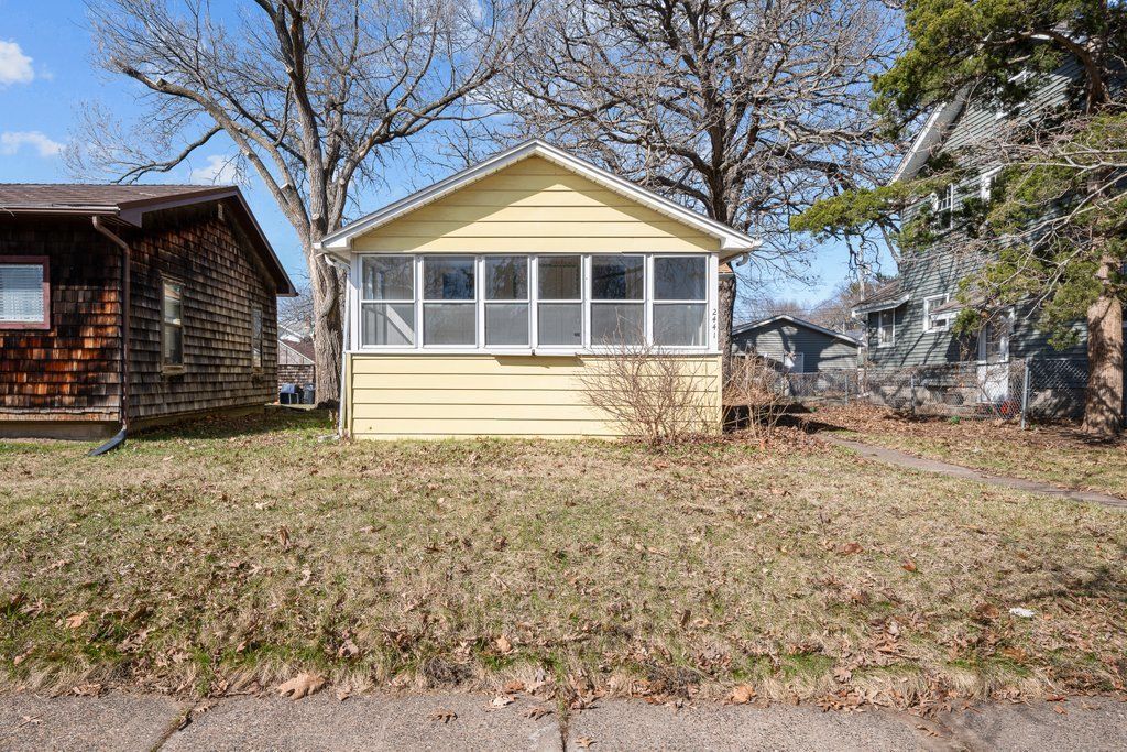 2441 21st Avenue — Rock Island, IL 61201