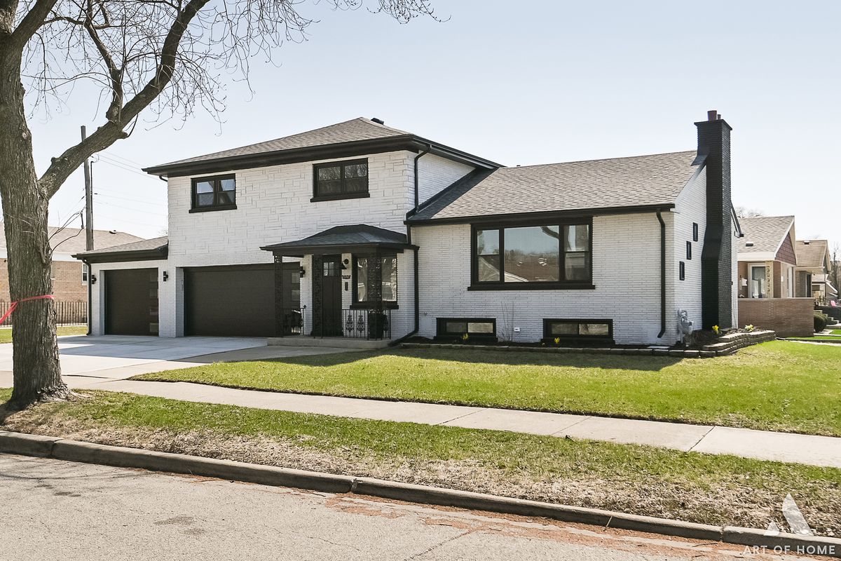 10701 Harding Avenue, Chicago, IL 60655