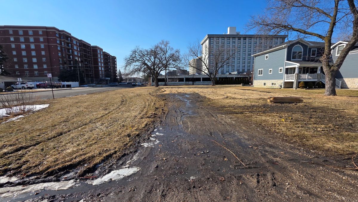 5602 Fairview Avenue, Norwood Park, IL 60631