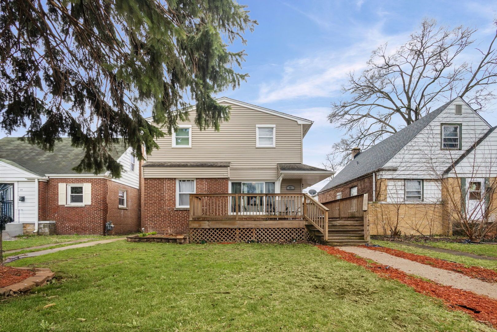 41 166th Place — Calumet City, IL 60409