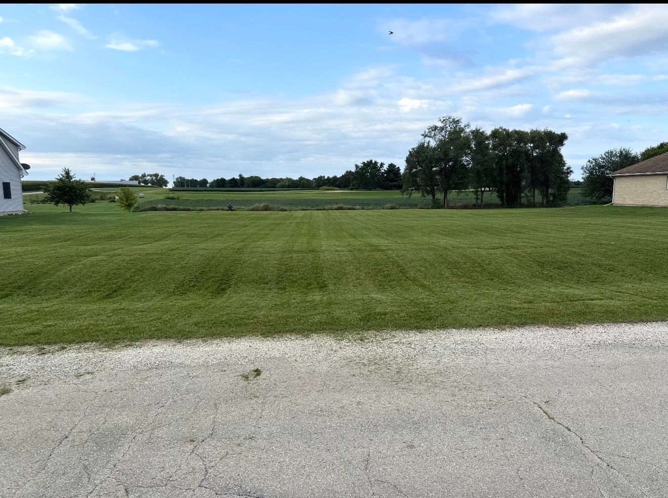 1400 WRIGHT Drive — Sandwich, IL 60548
