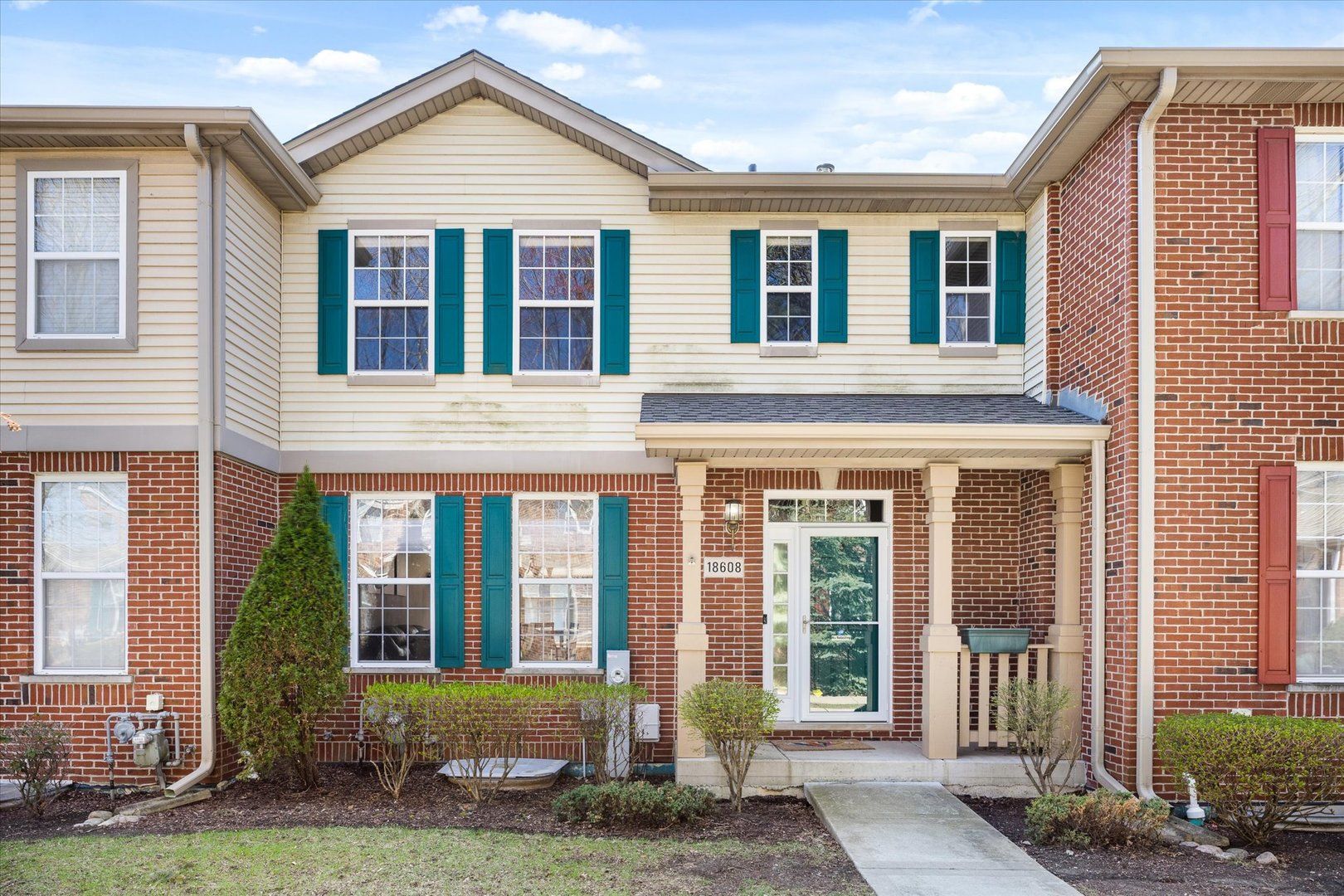 18608 W Point Drive — Tinley Park, IL 60477