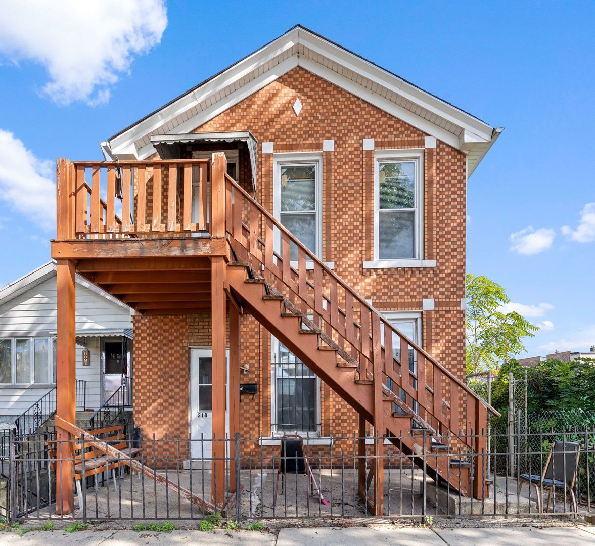 318 W 24th Place — Chicago, IL 60616