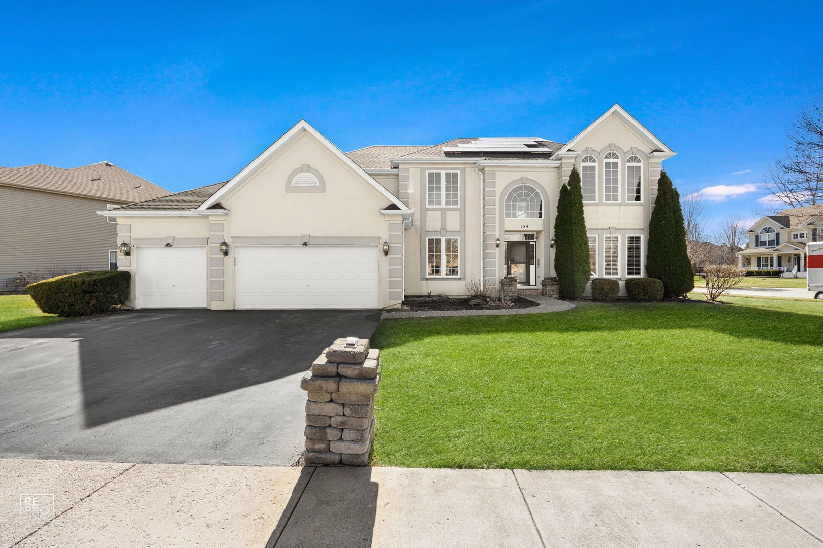 134 Timber Court — Gilberts, IL 60136