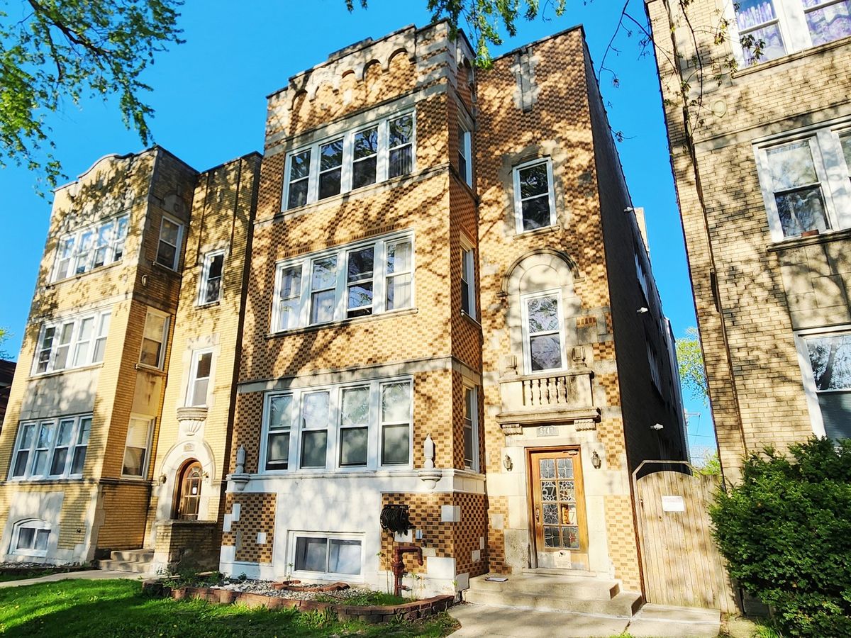 5747 Spaulding Avenue, Chicago, IL 60659