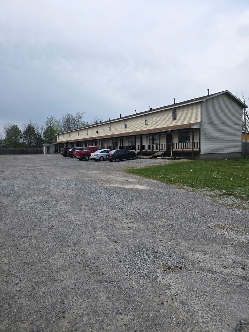 749 Division Street, Duquoin, IL 62832