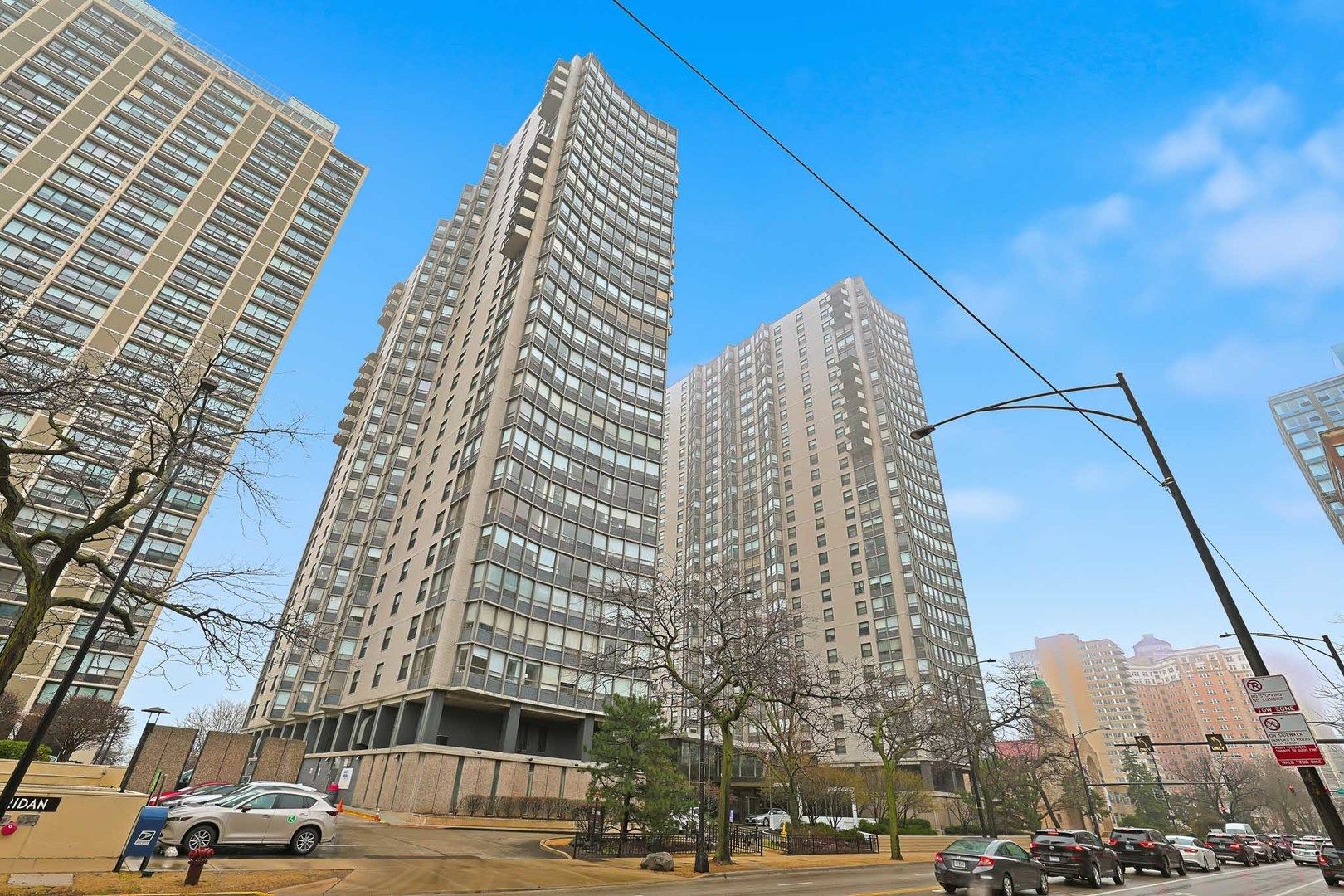5701 N Sheridan Road #7E — Chicago, IL 60660