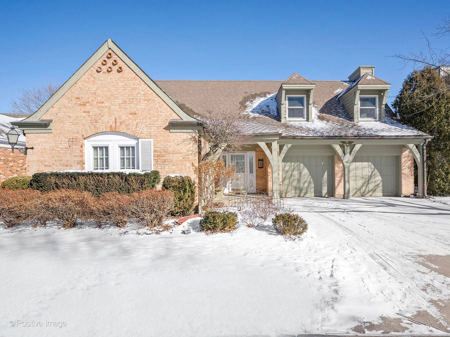 116 Rivershire Lane — Lincolnshire, IL 60069