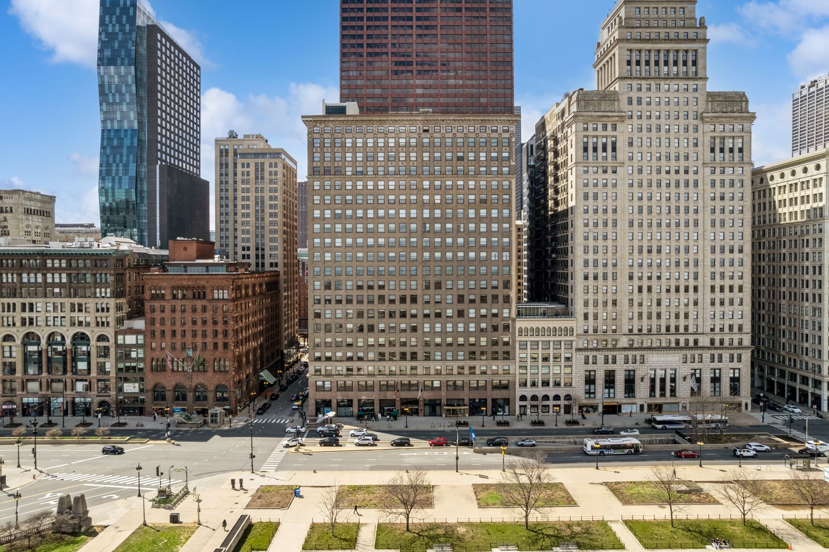 330 S Michigan Avenue #1707 — Chicago, IL 60604