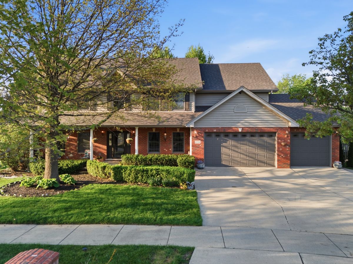 8304 Queen Victoria Lane, Tinley Park, IL 60477