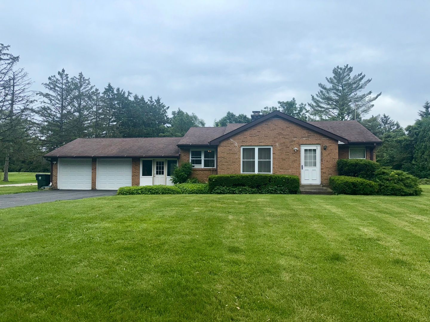 1270 Benson Lane — Green Oaks, IL 60048