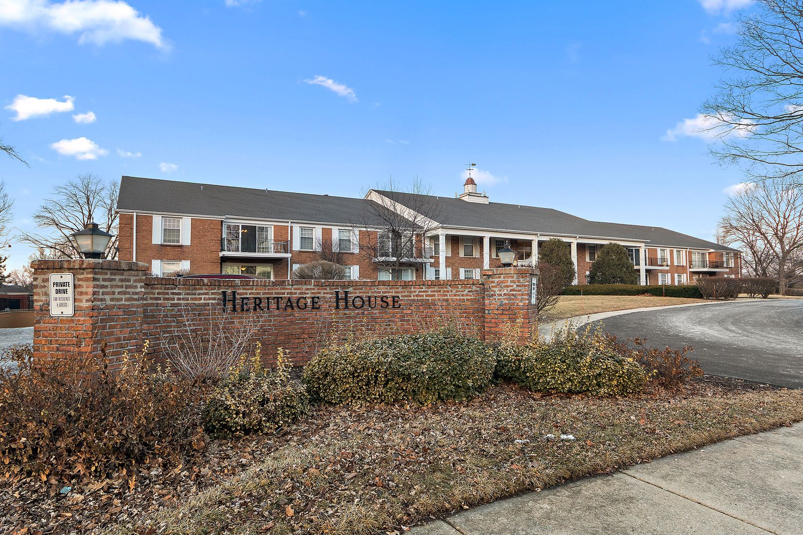3001 Heritage Drive #106 — Joliet, IL 60435