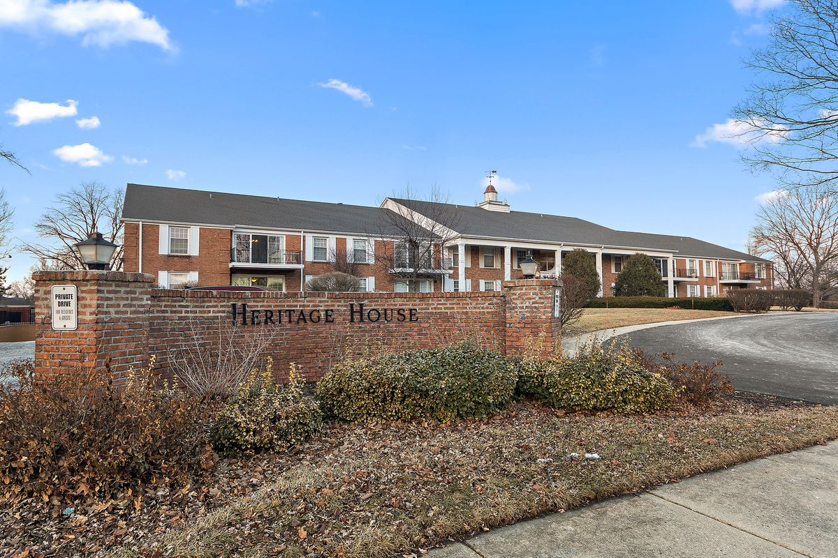 3001 Heritage Drive, Joliet, IL 60435