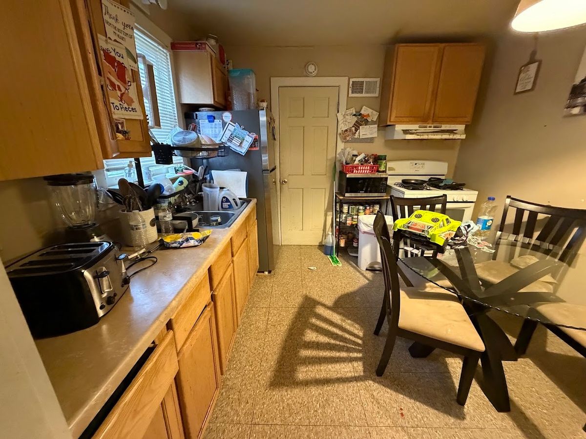322 Bellevue Drive, Round Lake Park, IL 60073
