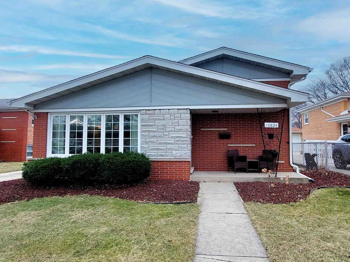 10824 Laporte Avenue, Oak Lawn, IL 60453