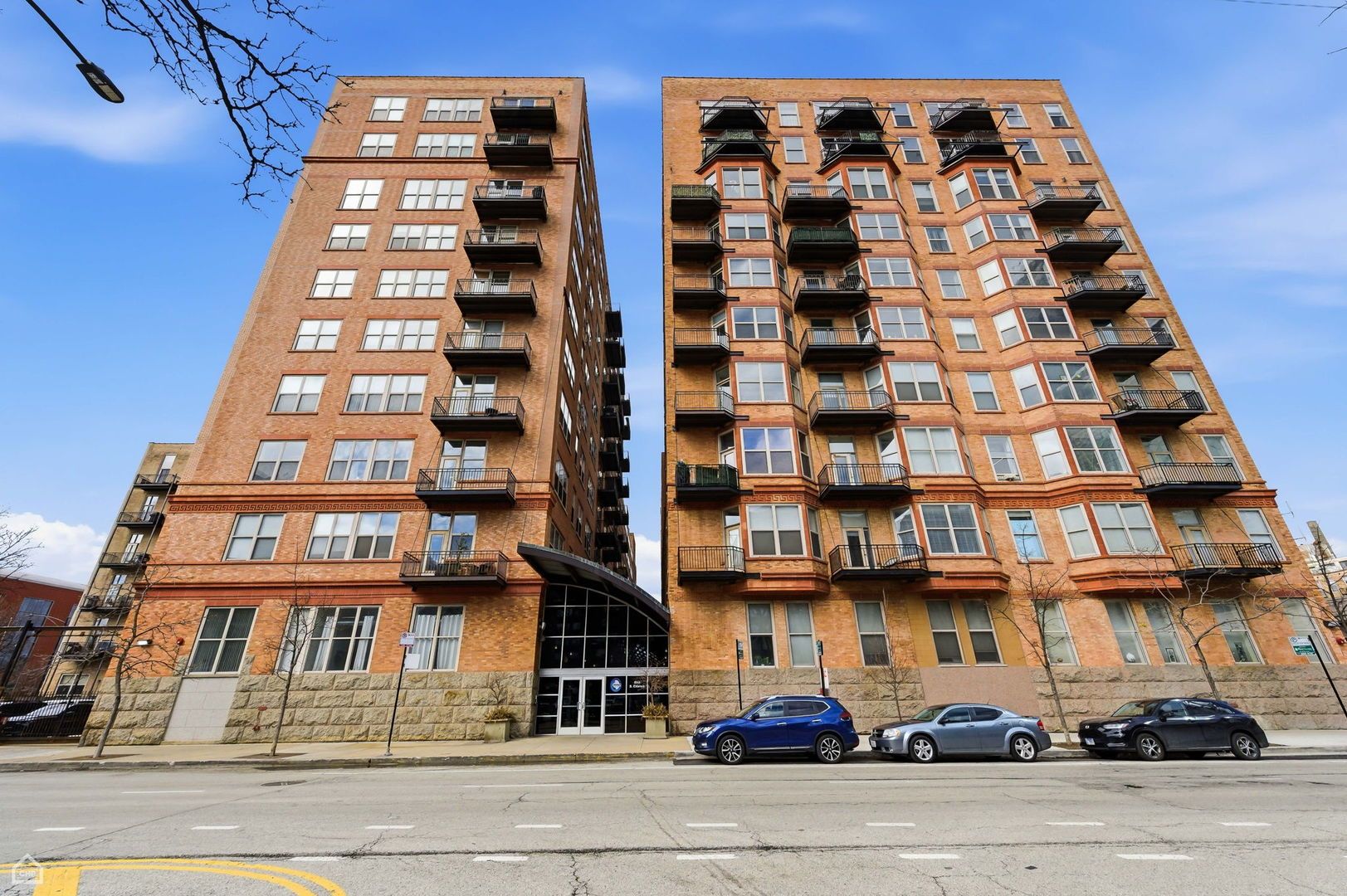 500 S Clinton Street #546 — Chicago, IL 60607