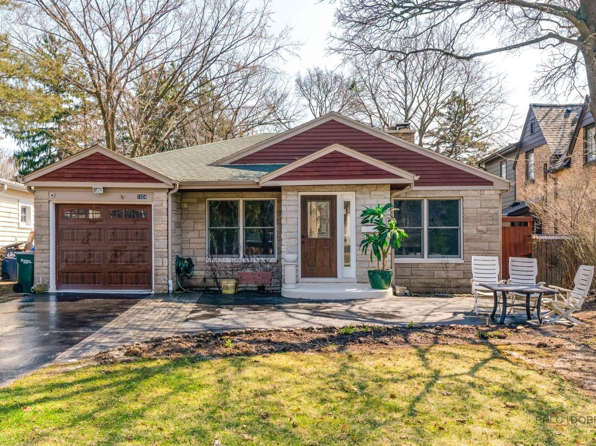 1004 Princeton Avenue, Highland Park, IL 60035