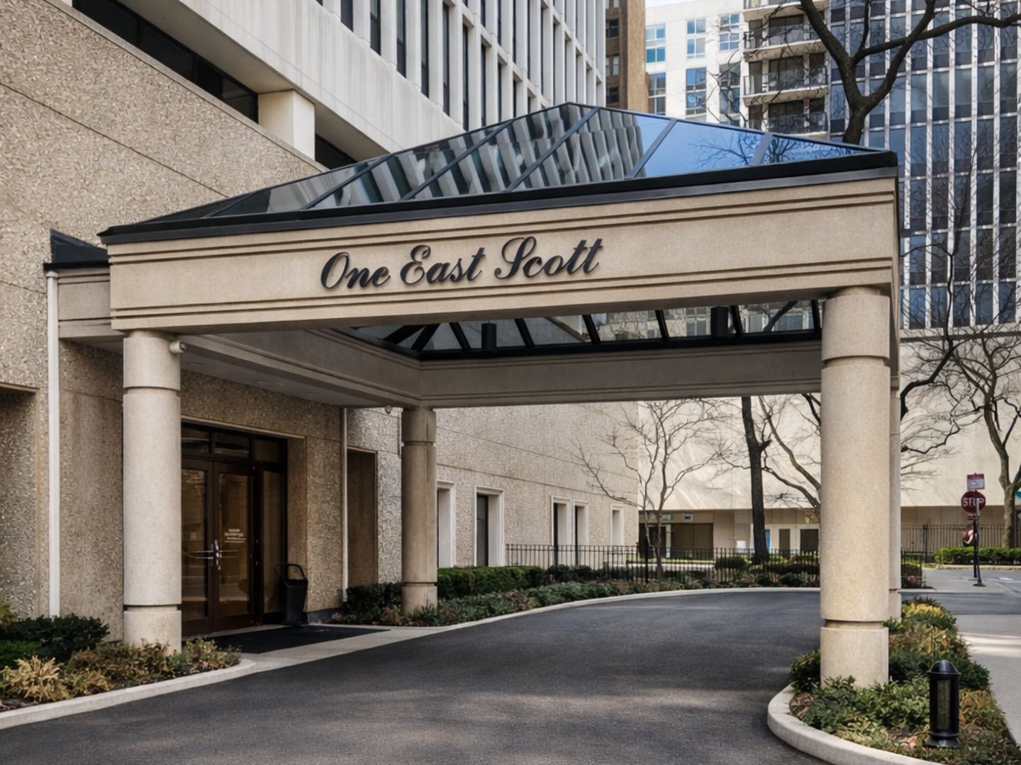 1 E Scott Street #1412 — Chicago, IL 60610